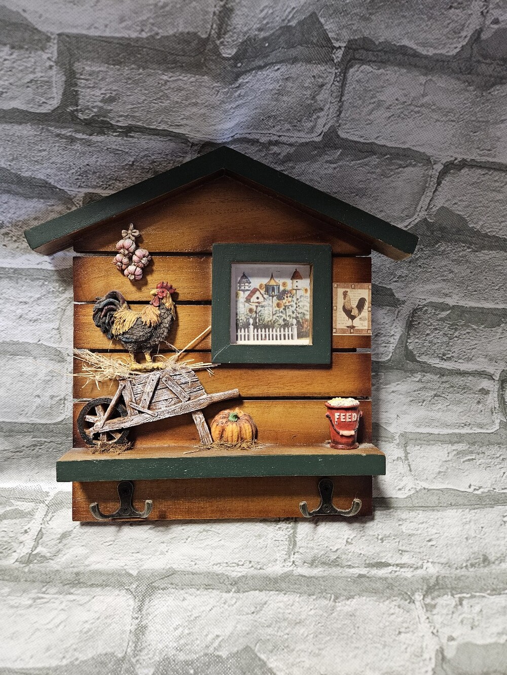 Kitchy Farm Photo Frame And Hanger